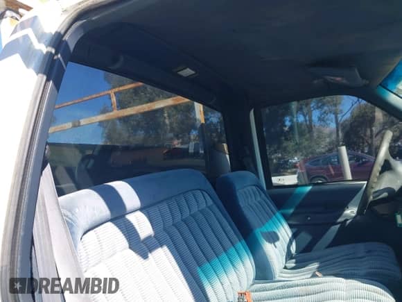 1996 Chevrolet Silverado 3500 с VIN 1GCGC34R1TE222151, выставлен на аукционе IAAI как лот 43496136 с пробегом 236 205 миль миль и . История ставок и продаж доступна на DreamBid. Изображение 8.