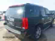 2009 Cadillac Escalade z VIN 1GYFC23299R226115, wystawiony jako IAAI lot #41563489 z przebiegiem 201 924 mil mil oraz . Historia ofert i sprzedaży dostępna na DreamBid. Obrazek 4.
