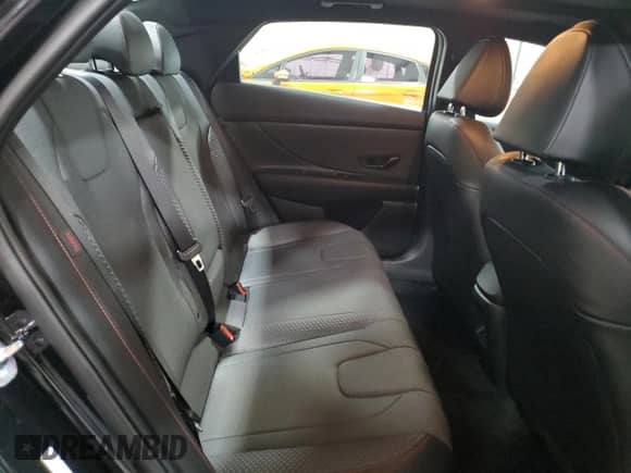 2025 Hyundai Elantra N Line z VIN KMHLR4DF3SU950434, wystawiony jako Copart lot #65175505 z przebiegiem 911 mil mil oraz Szkoda całkowita • Salvage title. Historia ofert i sprzedaży dostępna na DreamBid. Obrazek 10.