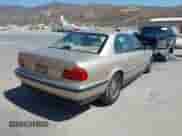 1998 BMW 7 Series 740i z VIN WBAGF8324WDL53042, wystawiony jako IAAI lot #42670339 z przebiegiem Nie podano mil oraz . Historia ofert i sprzedaży dostępna na DreamBid. Obrazek 4.