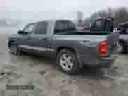 2010 Dodge Dakota Bighorn/Lonestar z VIN 1D7CW3GP5AS130822, wystawiony jako Copart lot #42523155 z przebiegiem 103 081 mil mil oraz Szkoda całkowita • Salvage title. Historia ofert i sprzedaży dostępna na DreamBid. Obrazek 2.