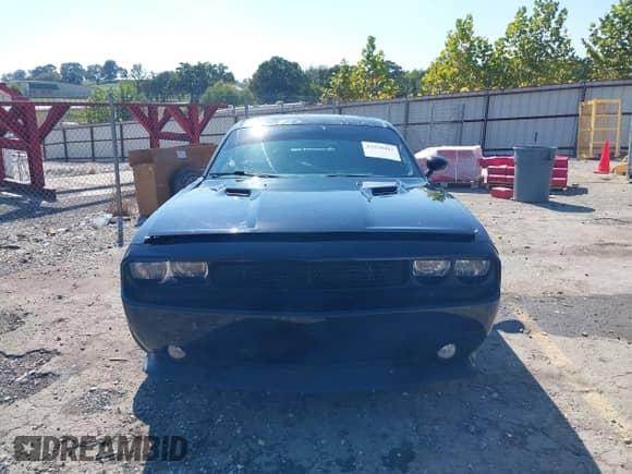 2012 Dodge Challenger R/T Plus with VIN 2C3CDYBTXCH137653, listed as a IAAI auction lot 43370417 with Not provided miles and . Bid and sale history available at DreamBid. Image 13.