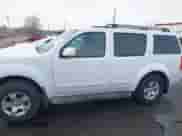 2005 Nissan Pathfinder LE with VIN 5N1AR18U45C779511, listed as a IAAI auction lot 41251437 with 170,728 mi miles and . Bid and sale history available at DreamBid. Image 14.