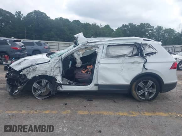 2021 Volkswagen Tiguan SE с VIN 3VV2B7AXXMM021417, выставлен на аукционе IAAI как лот 42869197 с пробегом 83 000 миль миль и . История ставок и продаж доступна на DreamBid. Изображение 14.