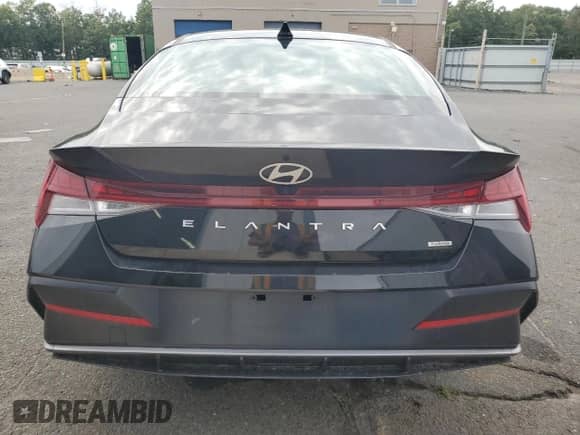 2025 Hyundai Elantra Limited with VIN KMHLN4DJ0SU121210, listed as a Copart auction lot 82094155 with 24,875 mi miles and Clean title. Bid and sale history available at DreamBid. Image 6.