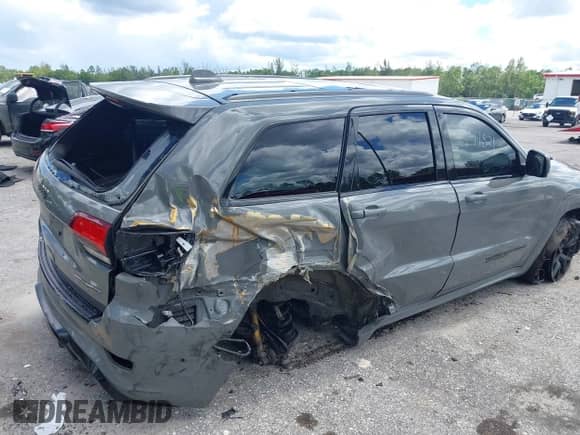 2020 Jeep Grand Cherokee Trackhawk с VIN 1C4RJFN96LC141821, выставлен на аукционе IAAI как лот 43123090 с пробегом 113 175 миль миль и . История ставок и продаж доступна на DreamBid. Изображение 6.