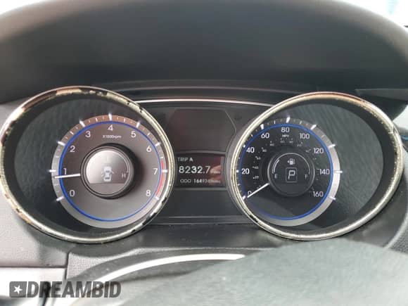 2013 Hyundai Sonata Limited с VIN 5NPEC4AC8DH667078, выставлен на аукционе Copart как лот 68282715 с пробегом 164 936 миль миль и Списание • Salvage title. История ставок и продаж доступна на DreamBid. Изображение 9.