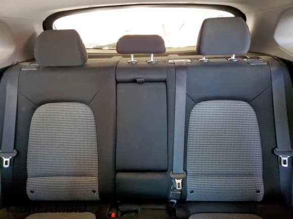 2020 Hyundai Kona SE с VIN KM8K12AA0LU583879, выставлен на аукционе Copart как лот 84039875 с пробегом 159 365 миль миль и Чистый • Clean title. История ставок и продаж доступна на DreamBid. Изображение 10.