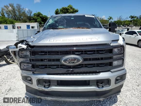 2023 Ford F-250 XL с VIN 1FT8W2BT7PEE14071, выставлен на аукционе Copart как лот 59702995 с пробегом 50 527 миль миль и На запчасти • Non repairable. История ставок и продаж доступна на DreamBid. Изображение 5.