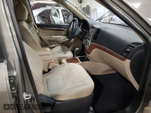 2009 Hyundai Santa Fe GL с VIN 5NMSG13E59H236156, выставлен на аукционе Copart как лот 50739185 с пробегом 120 078 миль миль и Чистый • Clean title. История ставок и продаж доступна на DreamBid. Изображение 7.