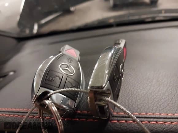 2016 Mercedes-Benz CLA 250 with VIN WDDSJ4GB5GN354801, listed as a IAAI auction lot 42691355 with 75,106 mi miles and . Bid and sale history available at DreamBid. Image 11.