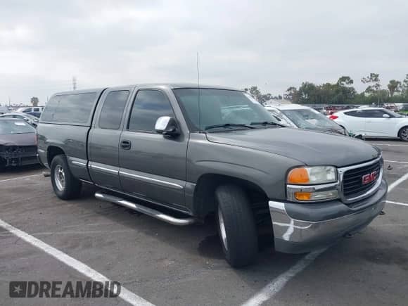 2002 GMC Sierra 1500 SLE с VIN 2GTEC19T021302802, выставлен на аукционе IAAI как лот 42584815 с пробегом 170 801 миль миль и . История ставок и продаж доступна на DreamBid. Изображение 1.