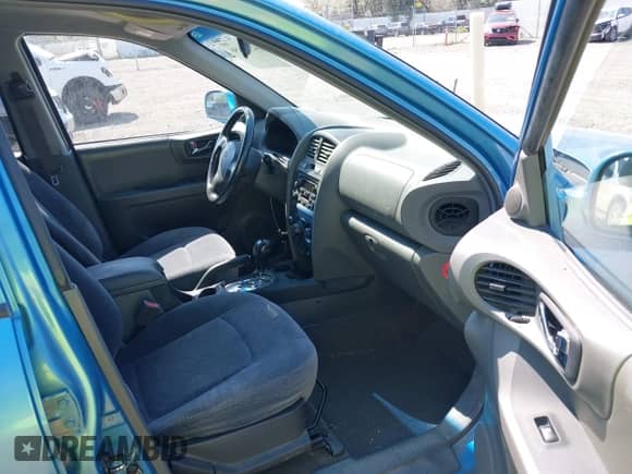 2004 Hyundai Santa Fe GLS z VIN KM8SC73E74U807884, wystawiony jako IAAI lot #42900456 z przebiegiem 120 278 mil mil oraz . Historia ofert i sprzedaży dostępna na DreamBid. Obrazek 5.