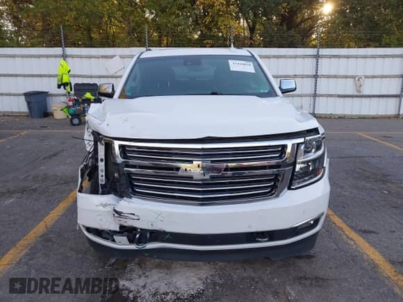 2018 Chevrolet Suburban Premier z VIN 1GNSKJKC5JR264383, wystawiony jako IAAI lot #43418058 z przebiegiem 105 696 mil mil oraz . Historia ofert i sprzedaży dostępna na DreamBid. Obrazek 12.