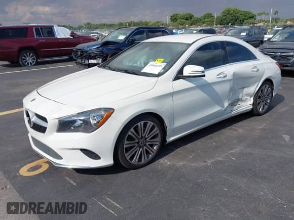 2018 Mercedes-Benz CLA 250 с VIN WDDSJ4EB0JN586457, выставлен на аукционе IAAI как лот 43046695 с пробегом 103 409 миль миль и . История ставок и продаж доступна на DreamBid. Изображение 2.