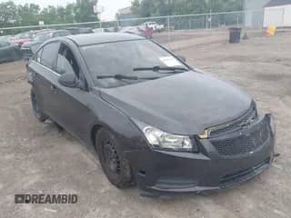 2014 Chevrolet Cruze ECO с VIN 1G1PJ5SB8E7177247, выставлен на аукционе IAAI как лот 42473010 с пробегом 120 898 миль миль и . История ставок и продаж доступна на DreamBid. Изображение 1.