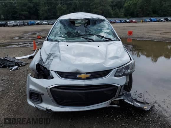 2020 Chevrolet Sonic LT with VIN 1G1JG6SB5L4125552, listed as a Copart auction lot 70176505 with 62,717 mi miles and Salvage title. Bid and sale history available at DreamBid. Image 5.