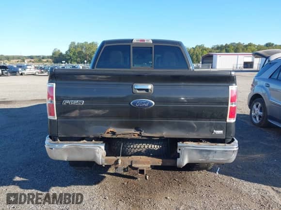 2010 Ford F-150 XL с VIN 1FTFW1EV1AFC99354, выставлен на аукционе IAAI как лот 43342858 с пробегом 277 310 миль миль и . История ставок и продаж доступна на DreamBid. Изображение 15.