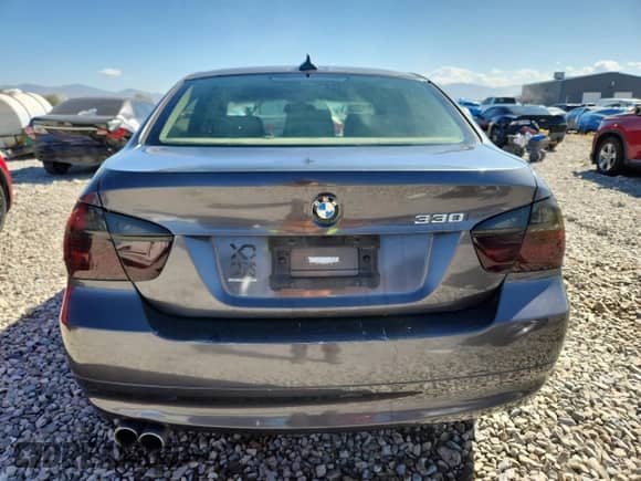 2006 BMW 3 Series 330i с VIN WBAVB335X6KR77746, выставлен на аукционе Copart как лот 80144935 с пробегом 123 424 миль миль и Списание • Salvage title. История ставок и продаж доступна на DreamBid. Изображение 6.