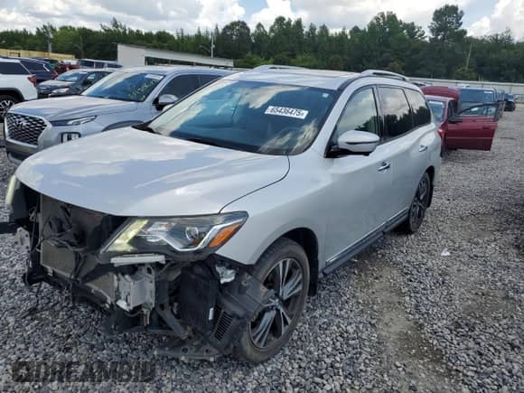 2017 Nissan Pathfinder SV with VIN 5N1DR2MM2HC671997, listed as a Copart auction lot 65436475 with 118,041 mi miles and Salvage title. Bid and sale history available at DreamBid. Image 1.