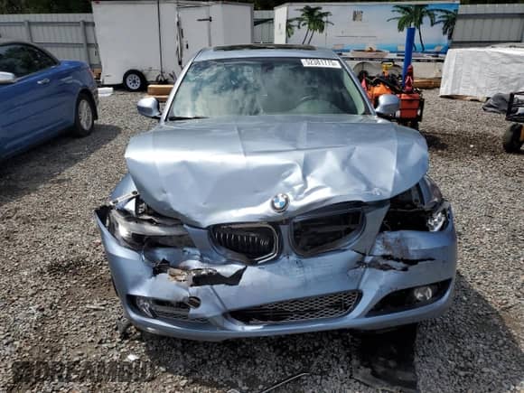 2010 BMW 3 Series 335d с VIN WBAPN7C50AA778016, выставлен на аукционе Copart как лот 52381775 с пробегом 111 604 миль миль и На запчасти • Non repairable. История ставок и продаж доступна на DreamBid. Изображение 5.