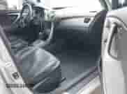 2013 Hyundai Elantra GLS z VIN KMHDH4AE6DU779474, wystawiony jako IAAI lot #42569044 z przebiegiem 95 106 mil mil oraz . Historia ofert i sprzedaży dostępna na DreamBid. Obrazek 5.