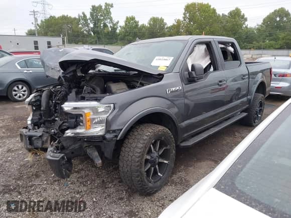 2018 Ford F-150 XL с VIN 1FTEW1E51JFA91714, выставлен на аукционе IAAI как лот 43033067 с пробегом 101 356 миль миль и . История ставок и продаж доступна на DreamBid. Изображение 18.