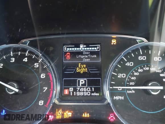 2018 Subaru Forester Premium z VIN JF2SJAGC4JH471942, wystawiony jako IAAI lot #43342248 z przebiegiem 119 890 mil mil oraz . Historia ofert i sprzedaży dostępna na DreamBid. Obrazek 15.