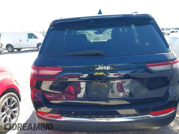 2024 Jeep Grand Cherokee с VIN 1C4RJYB68RC125277, выставлен на аукционе IAAI как лот 43534215 с пробегом 60 520 миль миль и . История ставок и продаж доступна на DreamBid. Изображение 17.