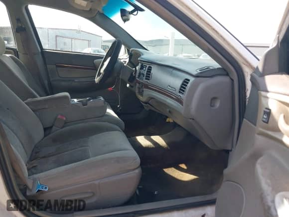 2004 Chevrolet Impala с VIN 2G1WF52E049163511, выставлен на аукционе IAAI как лот 42863439 с пробегом 214 438 миль миль и . История ставок и продаж доступна на DreamBid. Изображение 5.
