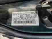 2001 Toyota Tundra Limited z VIN 5TBBT481X1S139032, wystawiony jako Copart lot #56427375 z przebiegiem 326 746 mil mil oraz Szkoda całkowita • Salvage title. Historia ofert i sprzedaży dostępna na DreamBid. Obrazek 12.