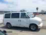 2002 Chevrolet Astro z VIN 1GNDM19X92B129672, wystawiony jako IAAI lot #42455077 z przebiegiem 132 368 mil mil oraz . Historia ofert i sprzedaży dostępna na DreamBid. Obrazek 13.