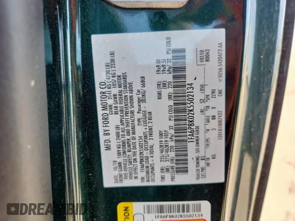 2019 Ford Mustang Bullitt z VIN 1FA6P8K02K5502134, wystawiony jako Copart lot #64568225 z przebiegiem Nie podano mil oraz Szkoda całkowita • Salvage title. Historia ofert i sprzedaży dostępna na DreamBid. Obrazek 12.