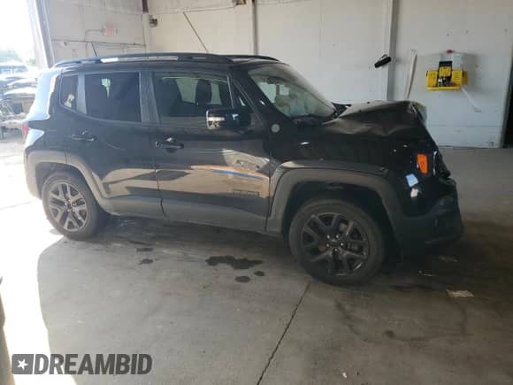 2018 Jeep Renegade Latitude с VIN ZACCJBBB9JPG98687, выставлен на аукционе Copart как лот 67727695 с пробегом Не указан миль и Списание • Salvage title. История ставок и продаж доступна на DreamBid. Изображение 4.