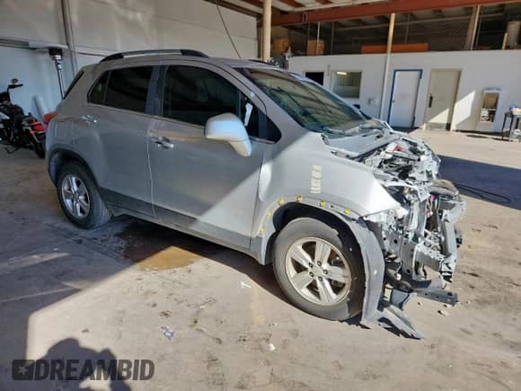 2020 Chevrolet Trax LT z VIN KL7CJLSB8LB033635, wystawiony jako Copart lot #82047475 z przebiegiem 36 905 mil mil oraz Szkoda całkowita • Salvage title. Historia ofert i sprzedaży dostępna na DreamBid. Obrazek 4.