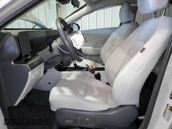 2024 Hyundai Kona SEL with VIN KM8HBCAB9RU087848, listed as a Copart auction lot 67961344 with 5,127 mi miles and Salvage title. Bid and sale history available at DreamBid. Image 7.