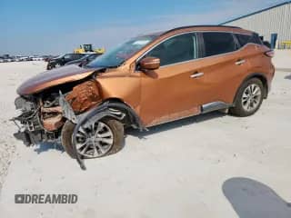 2015 Nissan Murano SV с VIN 5N1AZ2MG5FN235224, выставлен на аукционе Copart как лот 70231115 с пробегом 154 684 миль миль и Списание • Salvage title. История ставок и продаж доступна на DreamBid. Изображение 1.