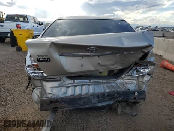 2003 Toyota Camry LE z VIN 4T1BF30K73U057881, wystawiony jako Copart lot #80207065 z przebiegiem 240 172 mil mil oraz Szkoda całkowita • Salvage title. Historia ofert i sprzedaży dostępna na DreamBid. Obrazek 6.