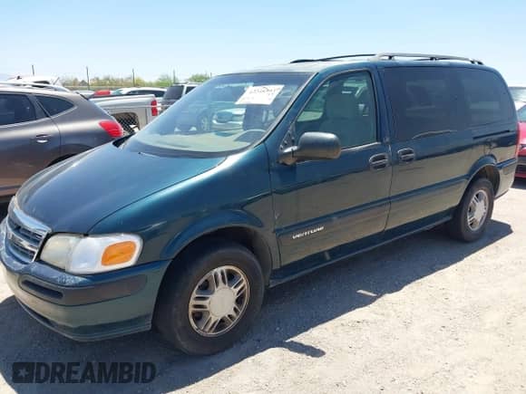 1999 Chevrolet Venture with VIN 1GNDX03E3XD262769, listed as a IAAI auction lot 42248593 with 155,376 mi miles and . Bid and sale history available at DreamBid. Image 2.