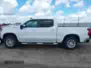 2022 Chevrolet Silverado 1500 LT with VIN 2GCUDDED0N1513978, listed as a IAAI auction lot 42188466 with 62,997 mi miles and . Bid and sale history available at DreamBid. Image 14.