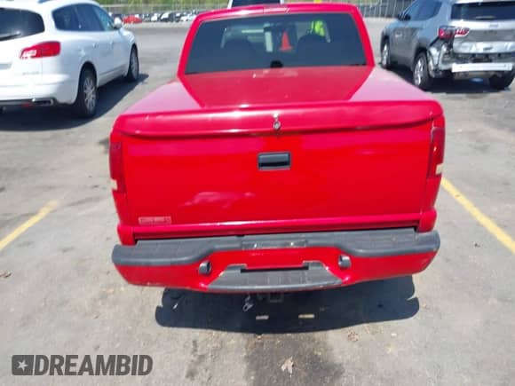 2003 Chevrolet S-10 LS с VIN 1GCDT13X03K181763, выставлен на аукционе IAAI как лот 41903948 с пробегом 62 483 миль миль и . История ставок и продаж доступна на DreamBid. Изображение 16.