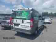 2015 Ram ProMaster Cargo z VIN 3C6TRVNG0FE520146, wystawiony jako IAAI lot #42984930 z przebiegiem Nie podano mil oraz . Historia ofert i sprzedaży dostępna na DreamBid. Obrazek 4.