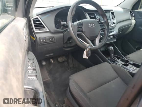 2017 Hyundai Tucson Sport с VIN KM8J33A28HU397664, выставлен на аукционе Copart как лот 81141855 с пробегом 131 209 миль миль и Чистый • Clean title. История ставок и продаж доступна на DreamBid. Изображение 8.