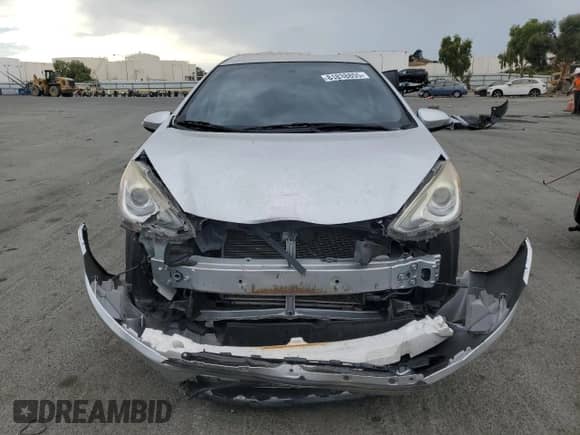 2016 Toyota Prius One z VIN JTDKDTB3XG1119104, wystawiony jako Copart lot #81838855 z przebiegiem 163 159 mil mil oraz Szkoda całkowita • Salvage title. Historia ofert i sprzedaży dostępna na DreamBid. Obrazek 5.