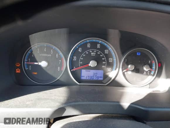 2009 Hyundai Santa Fe Limited с VIN 5NMSH13E79H281676, выставлен на аукционе IAAI как лот 43522342 с пробегом 173 079 миль миль и . История ставок и продаж доступна на DreamBid. Изображение 7.