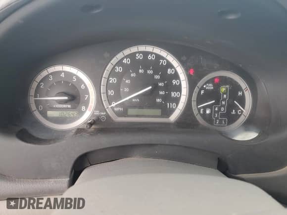 2004 Toyota Sienna XLE z VIN 5TDZA22CX4S194448, wystawiony jako Copart lot #86598465 z przebiegiem 102 643 mil mil oraz Czysty tytuł • Clean title. Historia ofert i sprzedaży dostępna na DreamBid. Obrazek 9.