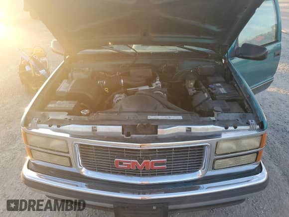 1996 GMC Sierra 1500 с VIN 1GTEC14W5TZ533415, выставлен на аукционе Copart как лот 82287484 с пробегом 442 981 миль миль и Списание • Salvage title. История ставок и продаж доступна на DreamBid. Изображение 11.
