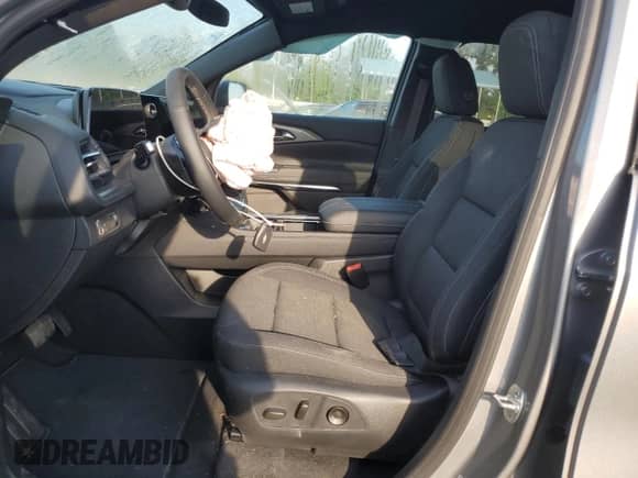 2025 Chevrolet Traverse FWD LT с VIN 1GNERGRS6SJ139613, выставлен на аукционе Copart как лот 80691945 с пробегом 1 160 миль миль и Списание • Salvage title. История ставок и продаж доступна на DreamBid. Изображение 7.