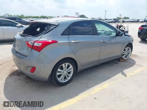 2015 Hyundai Elantra with VIN KMHD35LH3FU250112, listed as a IAAI auction lot 42418400 with 128,366 mi miles and . Bid and sale history available at DreamBid. Image 4.