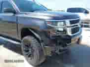 2016 Chevrolet Tahoe LS z VIN 1GNSKAKC4GR163733, wystawiony jako IAAI lot #42242113 z przebiegiem 72 619 mil mil oraz . Historia ofert i sprzedaży dostępna na DreamBid. Obrazek 6.